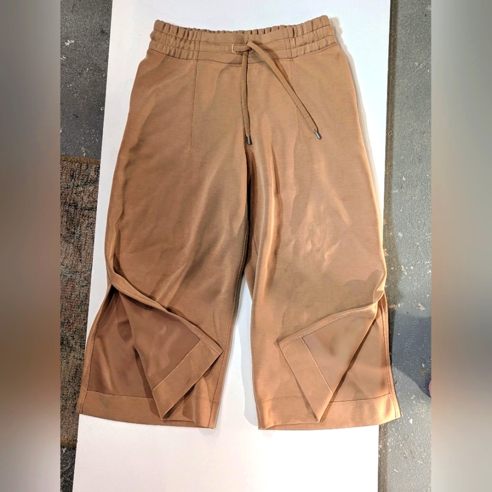 lululemon Stylish Tan Cropped Pants